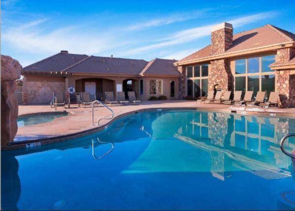 A Home Away - Stay And Play Washington Exterior photo