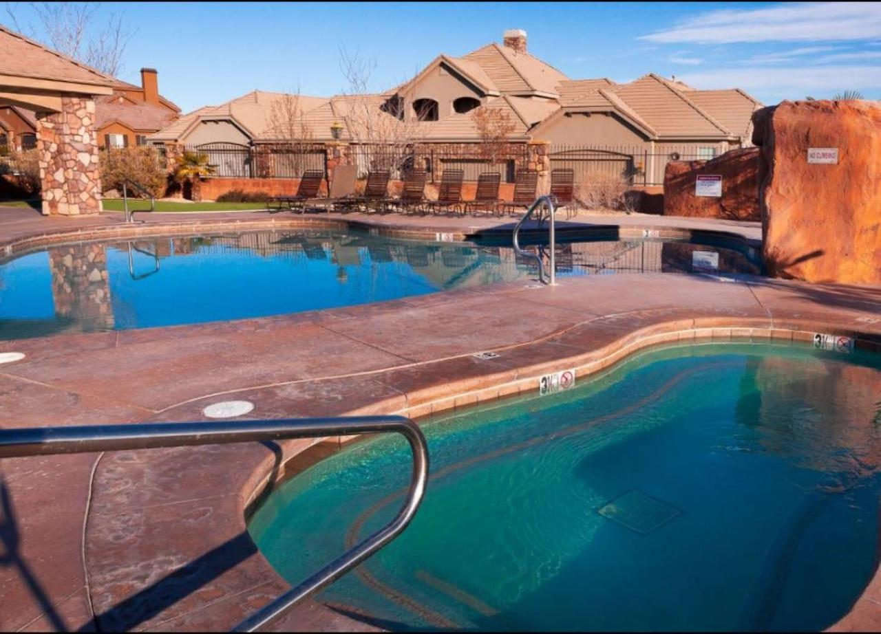 A Home Away - Stay And Play Washington Exterior photo